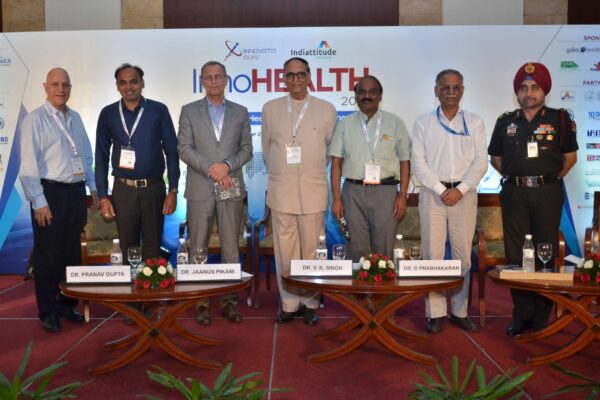 Group photo of panel of session 4 on Public Health and Biotech Group photo of panel of session 4 on Public Health and Biotech