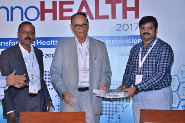 Dr V K Singh presenting certificate and a memento to Sri Harsha at InnoHEALTH 2017 Dr V K Singh presenting certificate and a memento to Sri Harsha at InnoHEALTH 2017