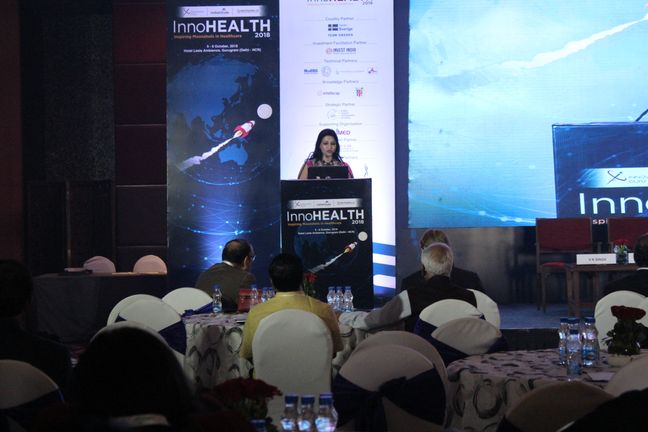 1. Dr Swati Maheshwari, host of InnoHEALTH 2018 starts the conference 1. Dr Swati Maheshwari, host of InnoHEALTH 2018 starts the conference