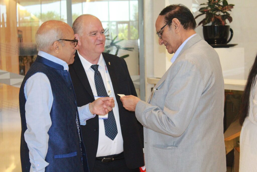 Dr. Alok Chopra, Jacky Ovadia and Dr. VK Singh discussing at InnoHEALTH 2019 Dr. Alok Chopra, Jacky Ovadia and Dr. VK Singh discussing at InnoHEALTH 2019