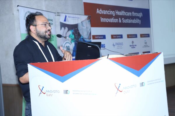 Sandeep presenting at Young Innovator_s Award at InnoHEALTH 2024-4 Sandeep presenting at Young Innovator_s Award at InnoHEALTH 2024-4