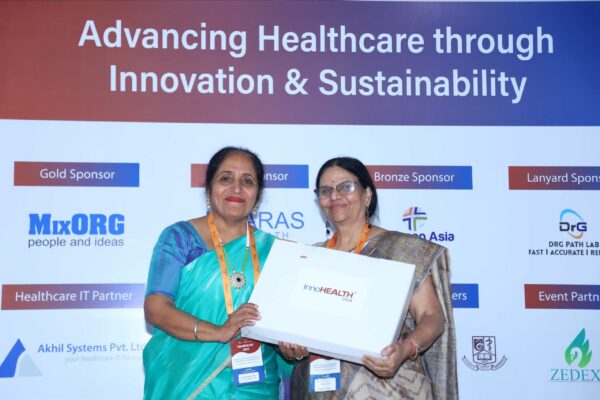 17. Dr. Raminder Kalra presenting memento of appreciation to Dr. Urmila Bharadwaj in Nurses as Transformative Leaders session ar InnoHEALTH 2024 17. Dr. Raminder Kalra presenting memento of appreciation to Dr. Urmila Bharadwaj in Nurses as Transformative Leaders session ar InnoHEALTH 2024
