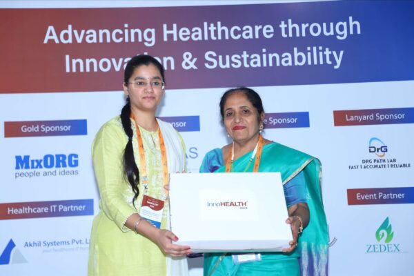 19. Dr. Jaspreet Kaur Dhanjal presenting memento of appreciation to Dr. Raminder Kalra in Nurses as Transformative Leaders session ar InnoHEALTH 2024 19. Dr. Jaspreet Kaur Dhanjal presenting memento of appreciation to Dr. Raminder Kalra in Nurses as Transformative Leaders session ar InnoHEALTH 2024