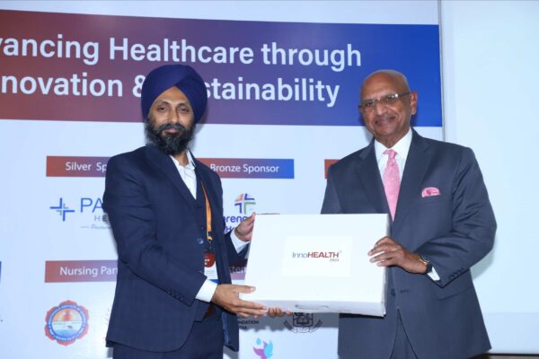 21. Dr. Tavpritesh Sethi from IIIT Delhi presenting memento of appreciation to (Hony) Brig Dr Arvind Lal, Padma Shri in inaugural session at InnoHEALTH 2024 21. Dr. Tavpritesh Sethi from IIIT Delhi presenting memento of appreciation to (Hony) Brig Dr Arvind Lal, Padma Shri in inaugural session at InnoHEALTH 2024