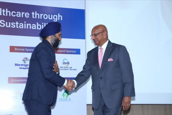 22. Dr. Tavpritesh Sethi from IIIT Delhi shaking hands with (Hony) Brig Dr Arvind Lal, Padma Shri in inaugural session at InnoHEALTH 2024 22. Dr. Tavpritesh Sethi from IIIT Delhi shaking hands with (Hony) Brig Dr Arvind Lal, Padma Shri in inaugural session at InnoHEALTH 2024