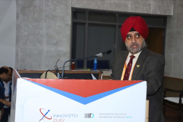 3. Maj Gen Dr. Jagtar Singh, VSM [Veteran] speaking in the inaugural session at InnoHEALTH 2024-2