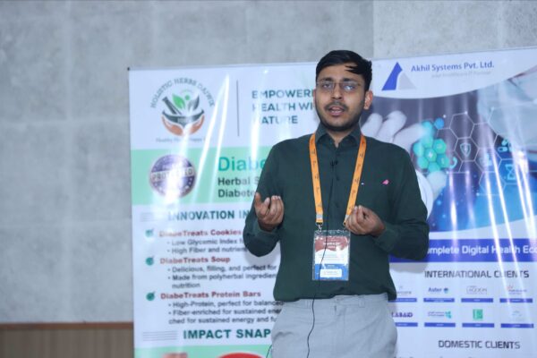 4. Dr. Rishabh Jain from Fortis Escorts Hospital at the REBUILDING TRUST, RESTORING HEALTH session at InnoHEALTH 2024-2 4. Dr. Rishabh Jain from Fortis Escorts Hospital at the REBUILDING TRUST, RESTORING HEALTH session at InnoHEALTH 2024-2