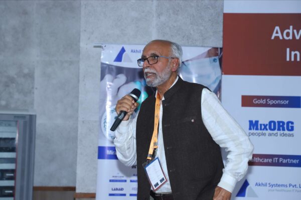 7. Dr. Vijay Agarwal from CAHO speaking speaking at the Large Language Models in Healthcare Delivery panel at InnoHEALTH 2024-14 7. Dr. Vijay Agarwal from CAHO speaking speaking at the Large Language Models in Healthcare Delivery panel at InnoHEALTH 2024-14