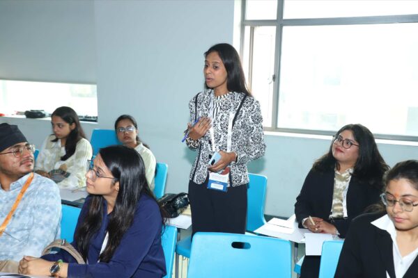 Mercilina Norman introduces herself in the Workshop on building conversational AI at InnoHEALTH 2024