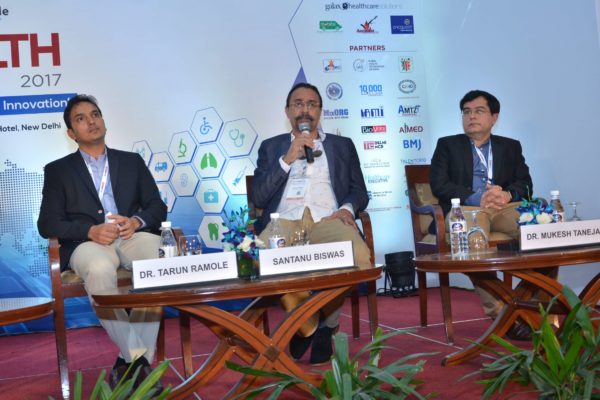 Dr Tarun Ramole, Santanus Biswas and Dr Mukesh Taneja sharing the stage and views on Healthcare beyond Hospitals at InnoHEALTH 2017