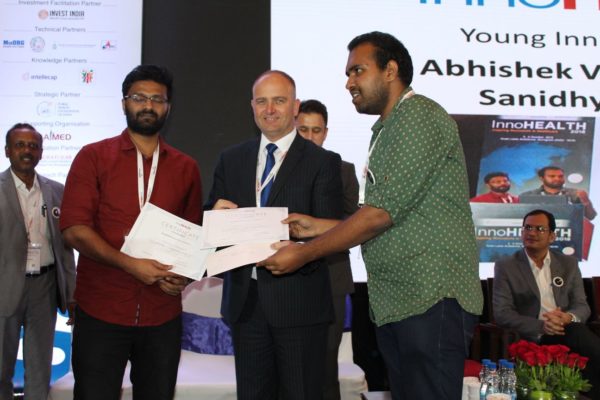 19. Abhishek Venkataraman and Sanidhya Rasiwasia receive the second place at the young innovators award session of InnoHEALTH 2018