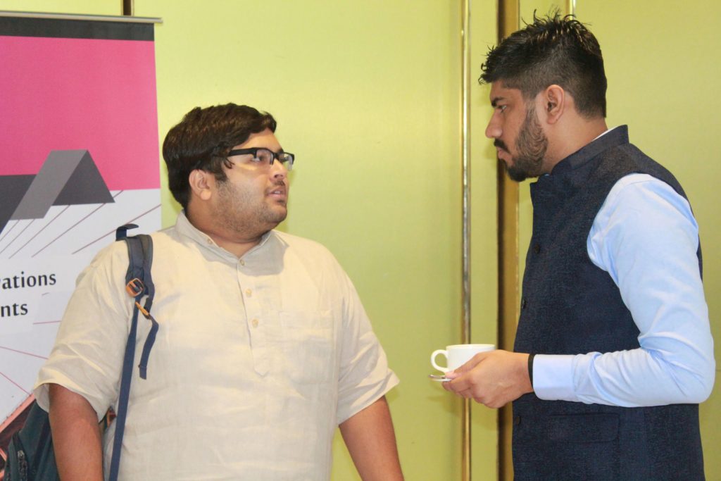 Ritesh Aggarwal and Dhruv Singh discussing at InnoHEALTH 2019